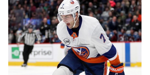 Eberle tecknar ett femårigt kontrakt med Islanders